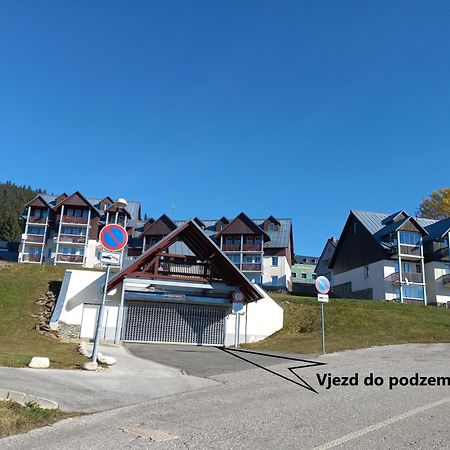 Apartmany D U Sjezdovky - Горні Місечки Екстер'єр фото